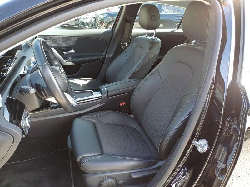 Mercedes-Benz Classe A A 180 d Progressive Advanced