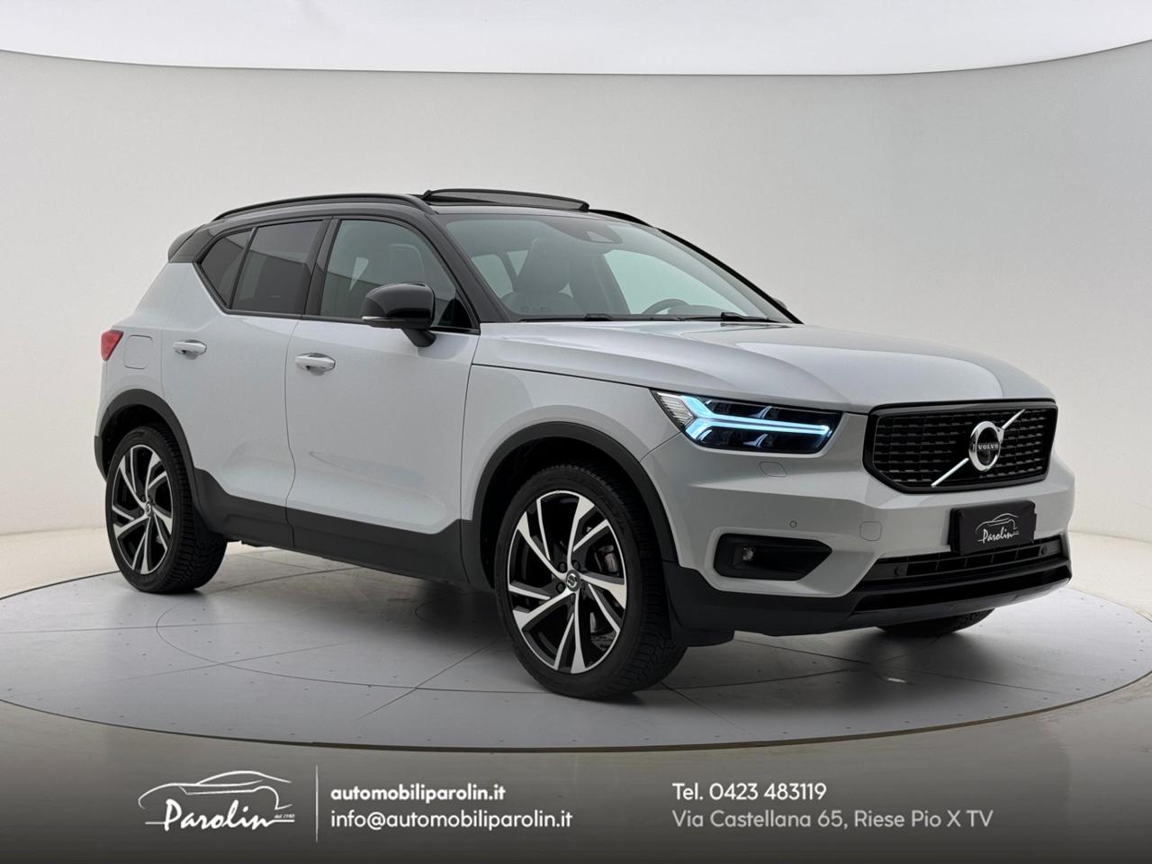 Volvo XC40 2.0 b5 R-design awd auto Tetto-Pelle-360°