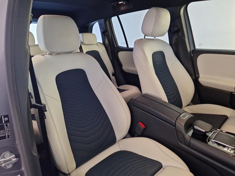 MERCEDES-BENZ GLB 180 d Automatic Business Extra