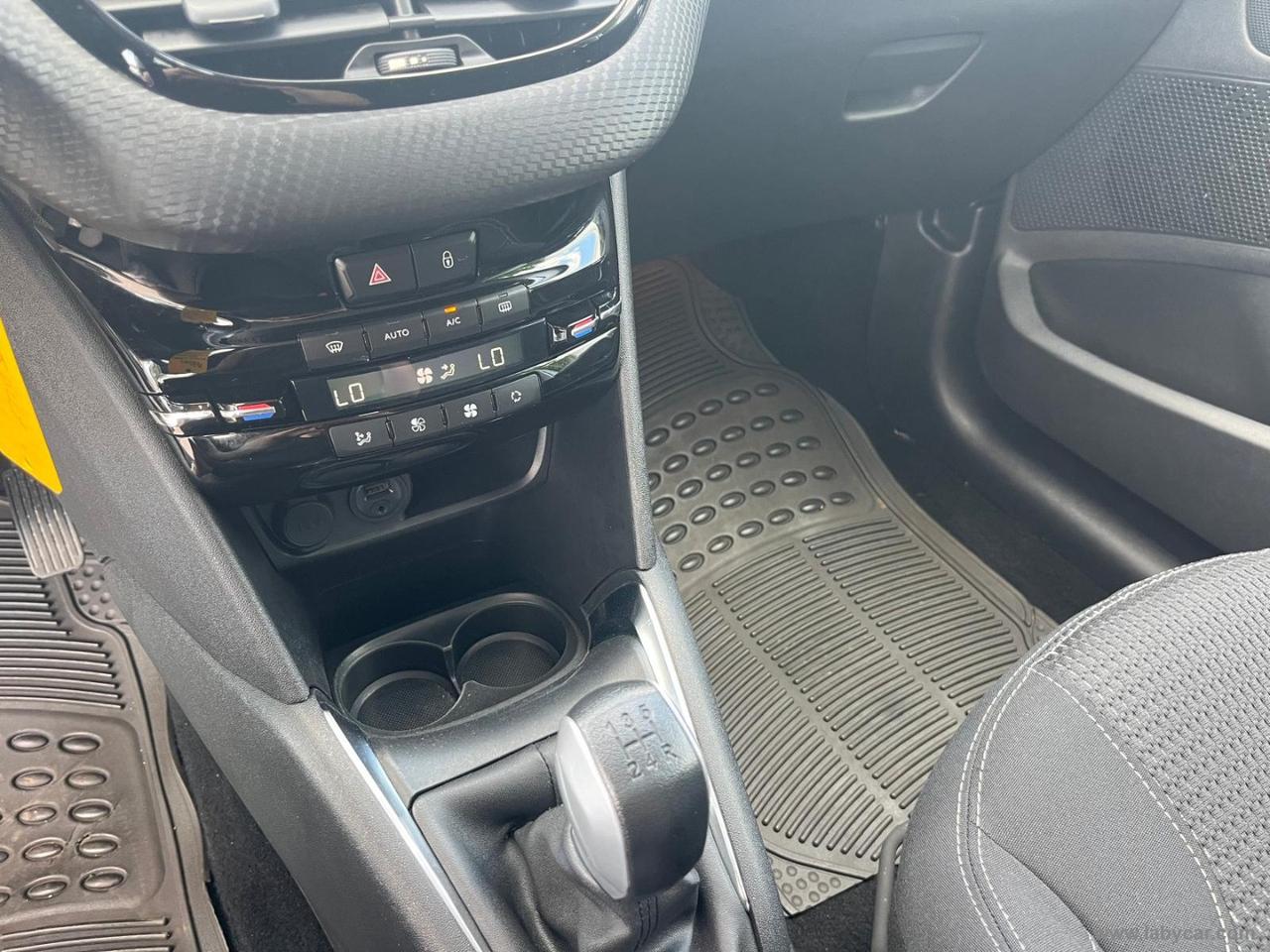 PEUGEOT 208 PureTech 82 5p. Allure COME NUOVA