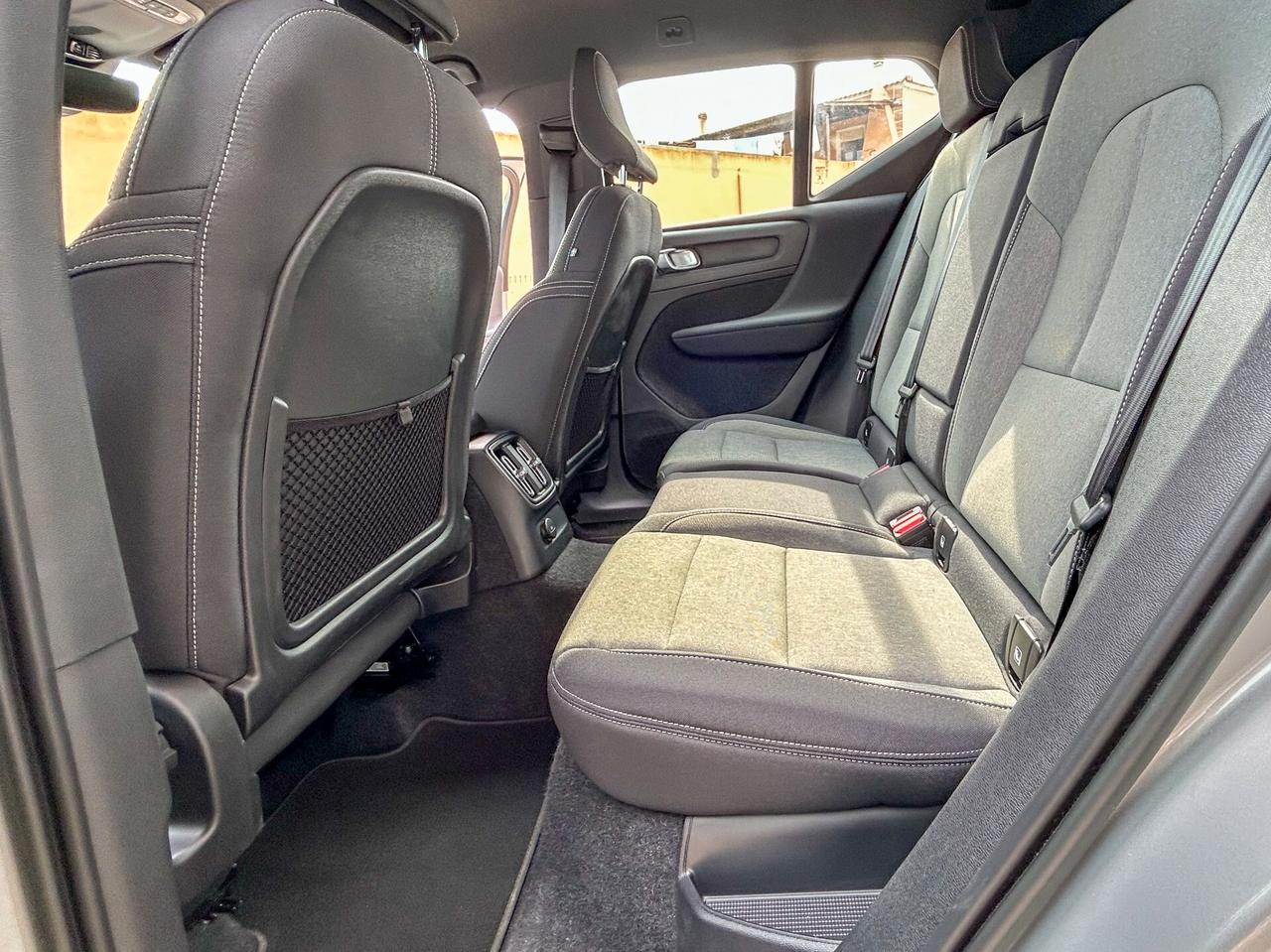 PROMO! Volvo XC40 T4 Recharge Plug-in Hybrid automatico