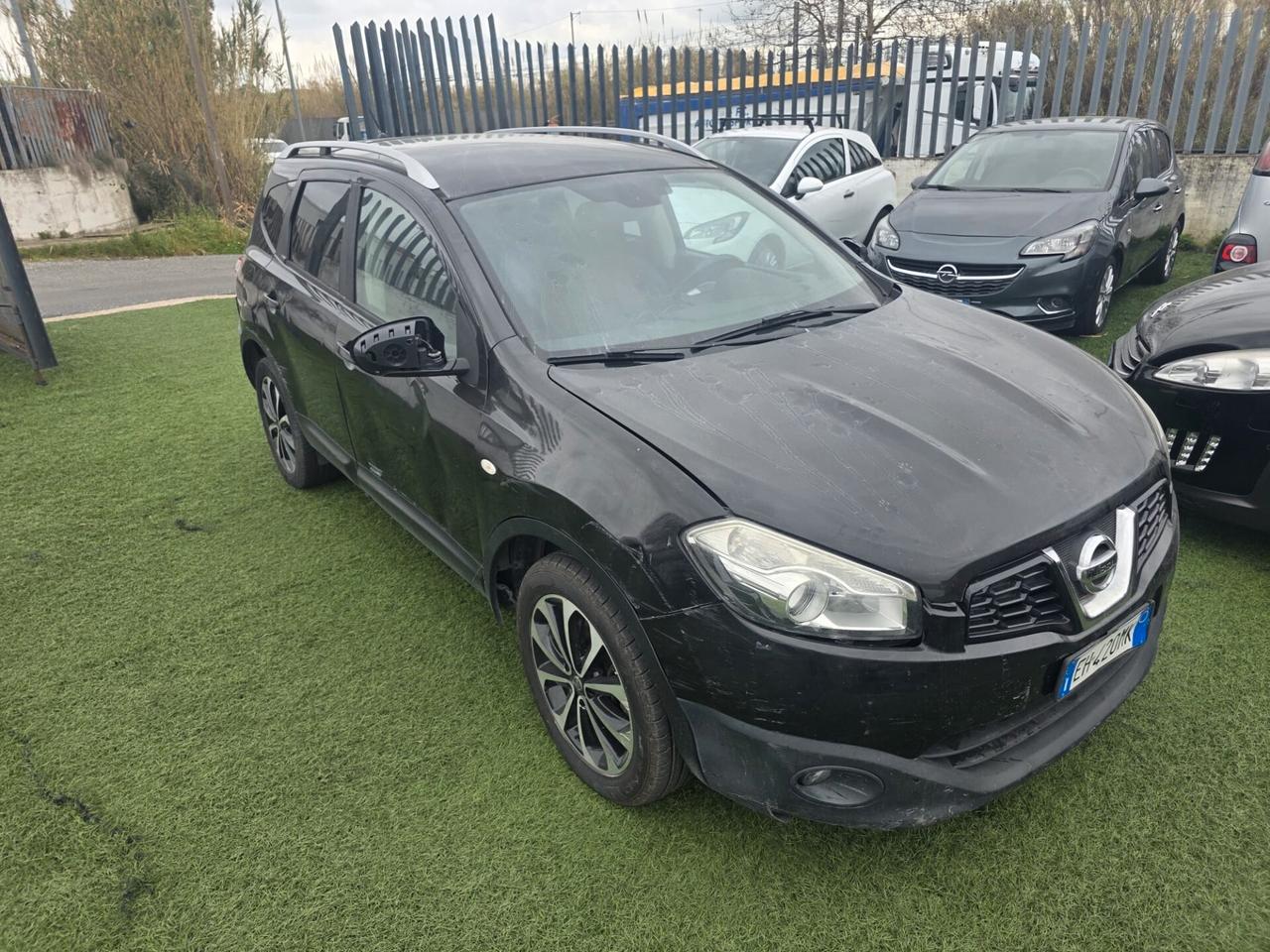 Nissan Qashqai Qashqai+2 2.0 dCi DPF 4WD aut. n-tec