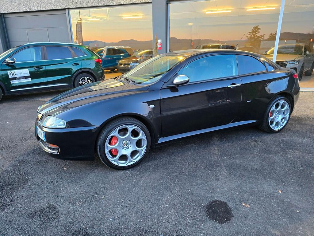 Alfa Romeo GT 1.9 JTDM 150CV Black Line DA COLLEZIONE