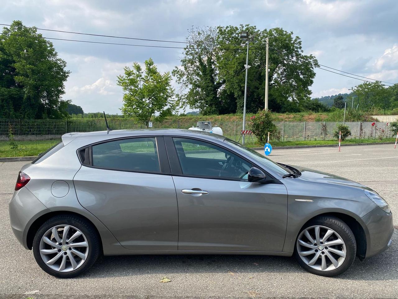 Alfa Romeo Giulietta Distinctive 1.6 JTDM 16V