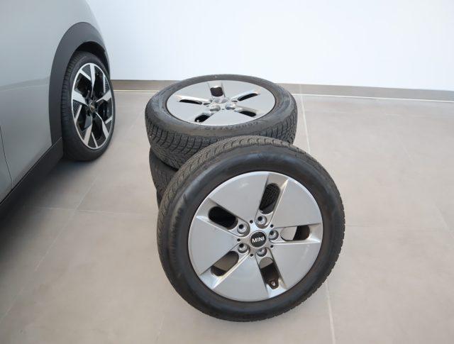 MINI Cooper 3p. Steptronic Favoured Trim *PROMO PARISI GROUP*