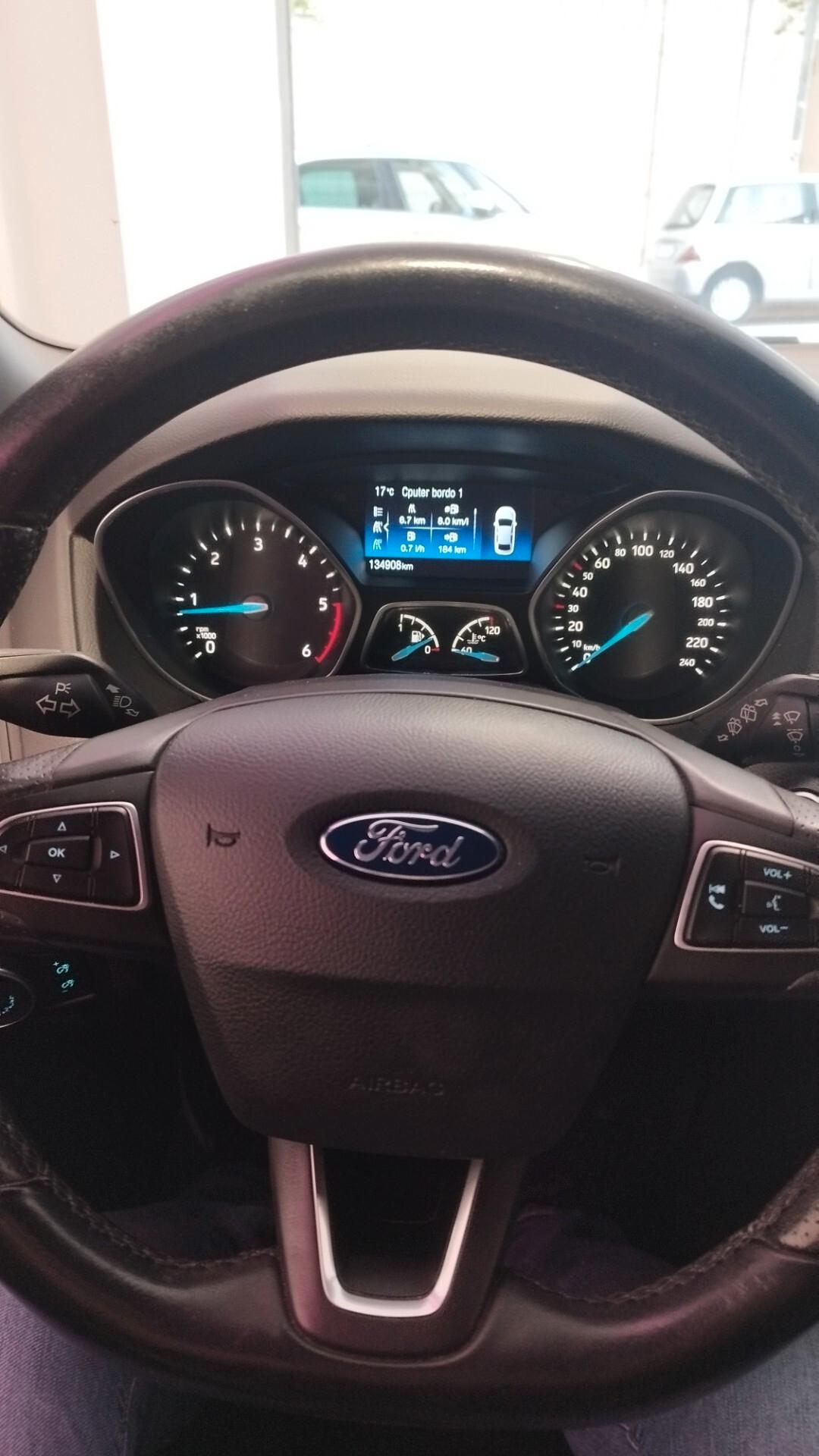 Ford Focus 1.5 TDCi 120 CV Start&Stop ST Line