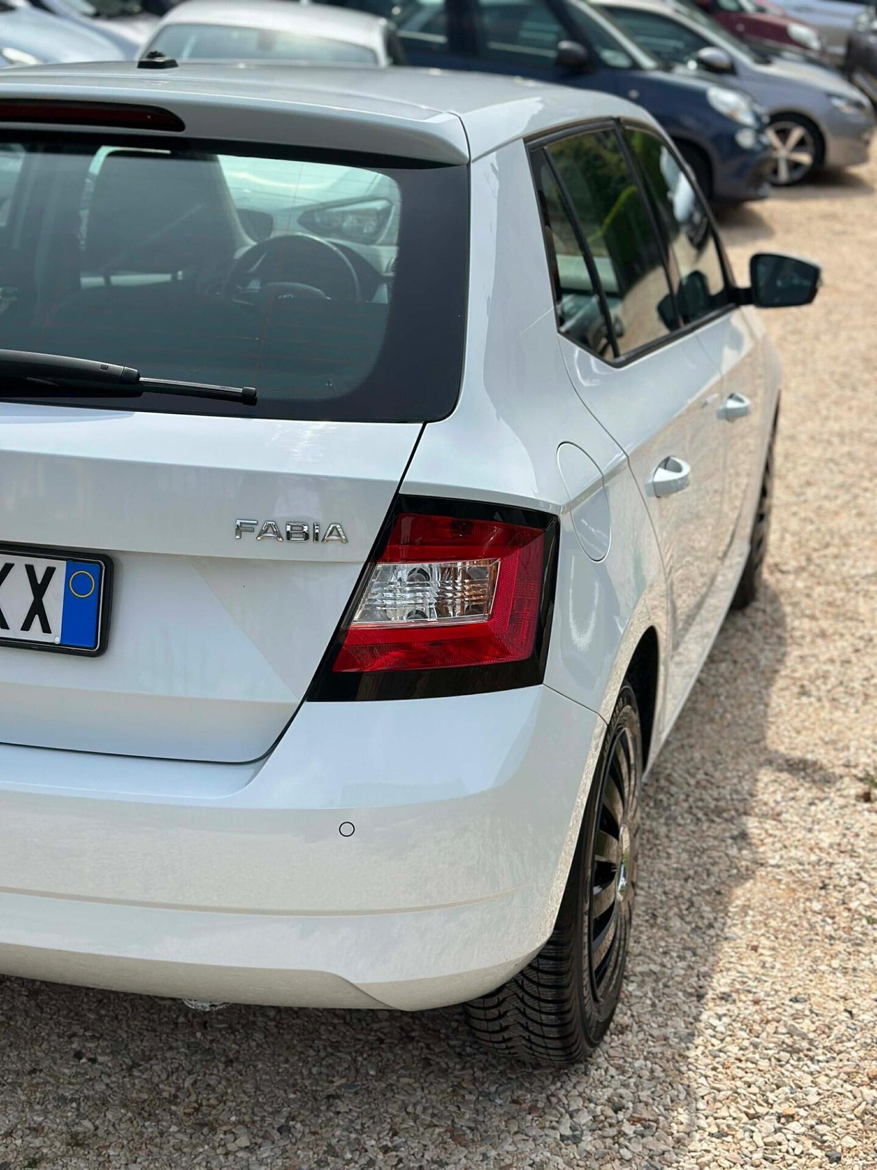 Skoda FABIA MPI 75CV 5P. STYLE KMCERT GARANZ