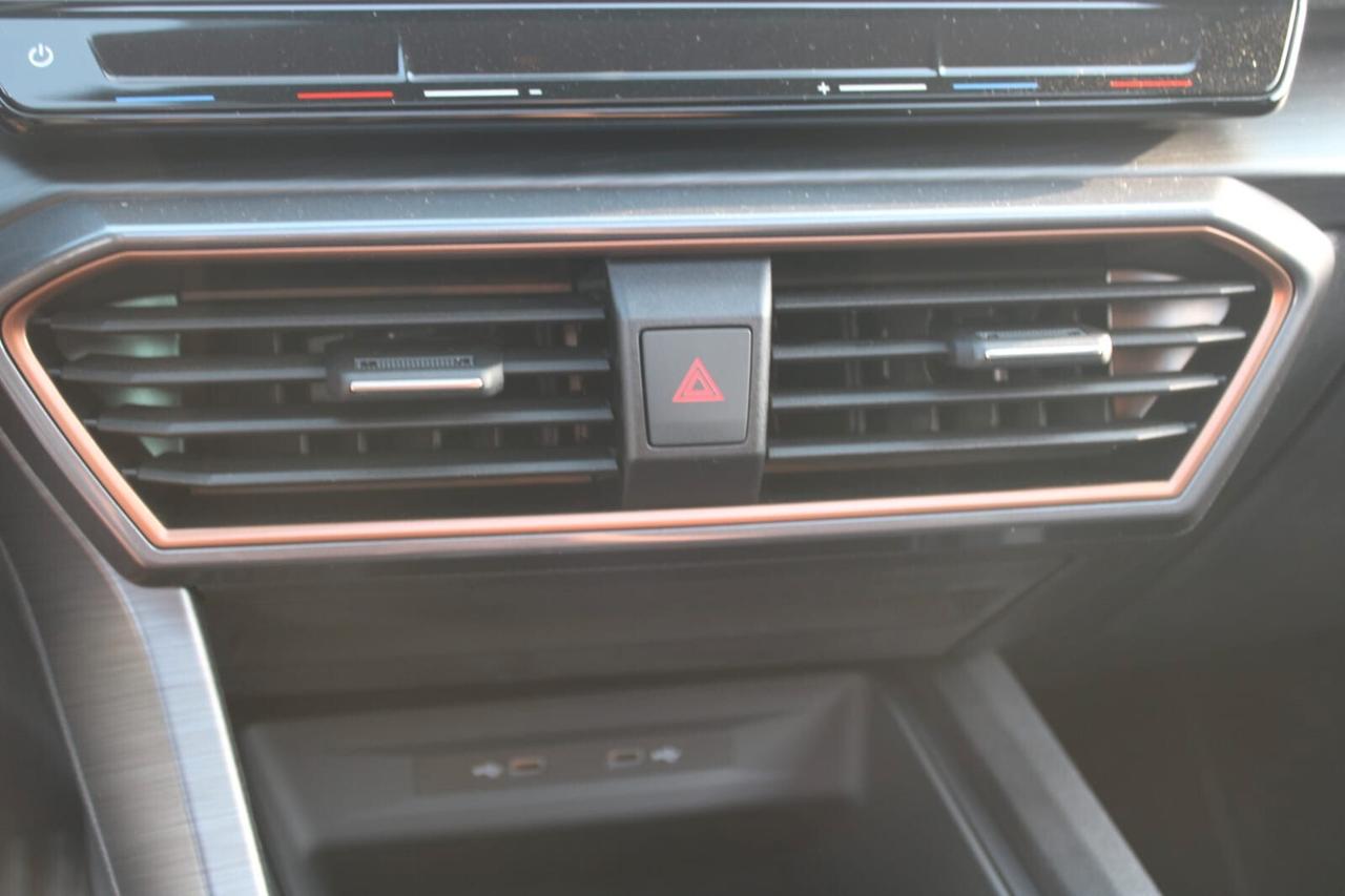 Cupra Leon 1.5 e-Hybrid 272 CV DSG VZ Extreme