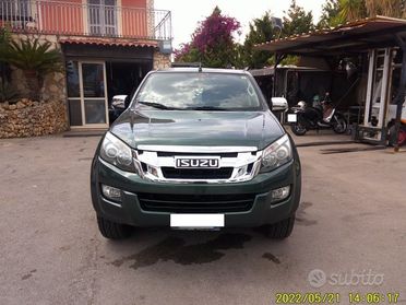 Isuzu PICK-UP 5 POSTI HARD TOP 4X4 2013