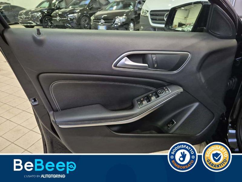 Mercedes-Benz GLA 200 SPORT AUTO