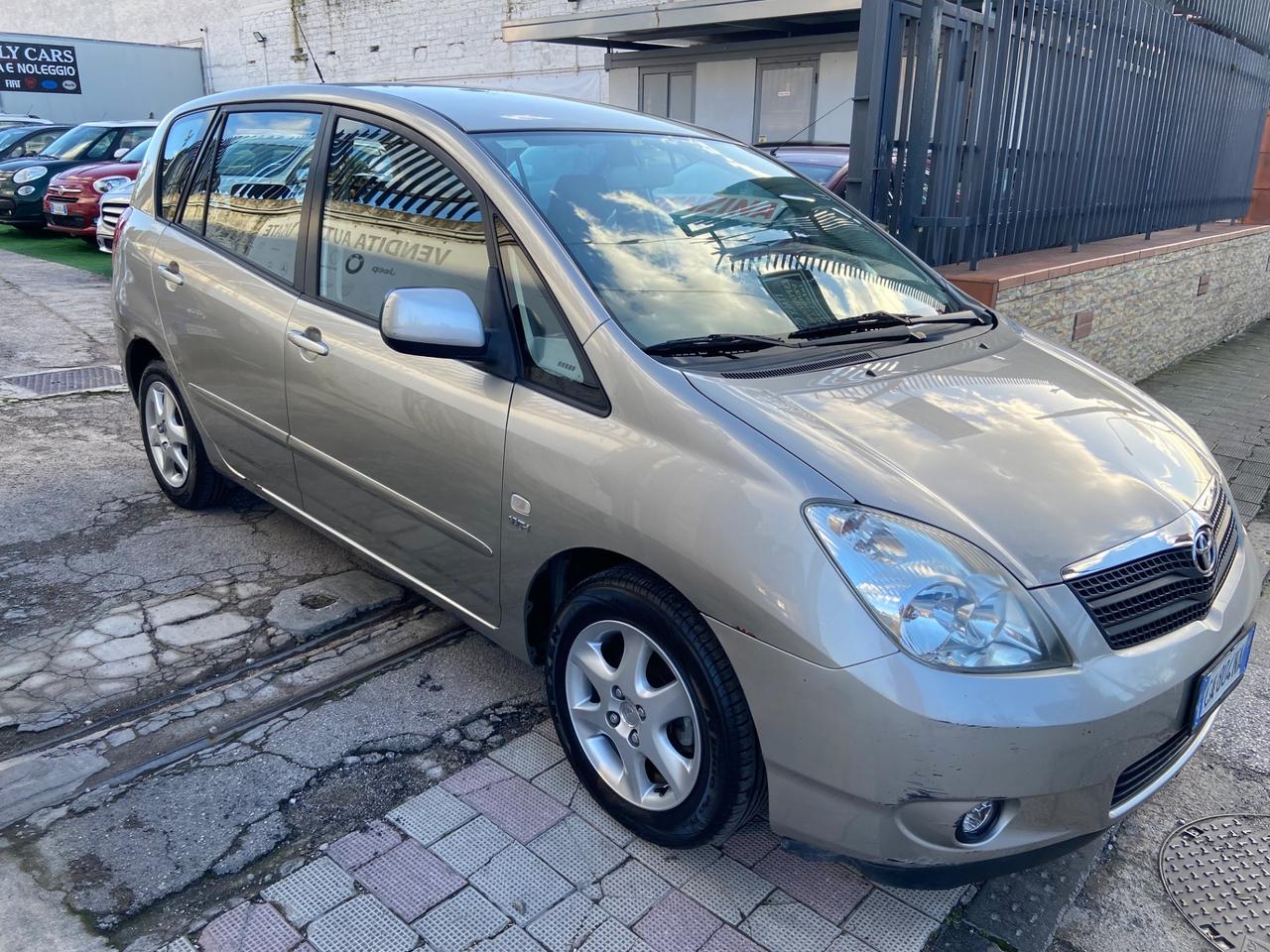 Toyota Corolla 1.6i 16V cat 5 porte Sol