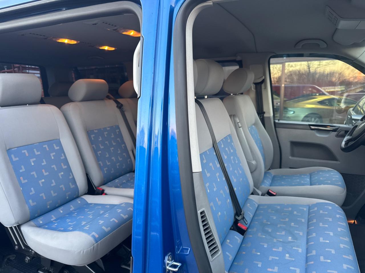 Volkswagen Transporter Caravelle 2.5 TDI/131CV PC Comfortline