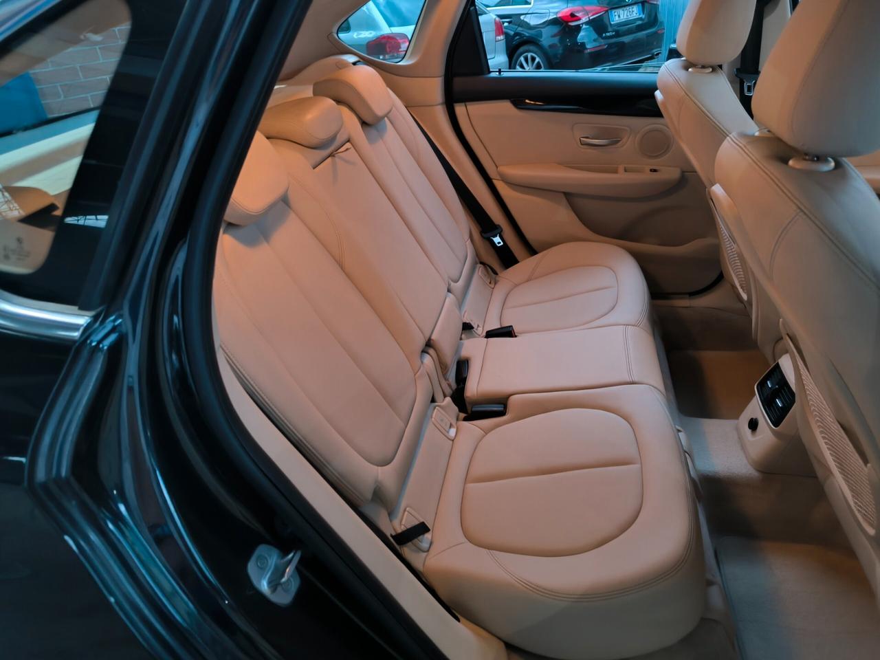 Bmw 2er Active Tourer 218i 135CV Luxury 2017 TETTO APRIBILE