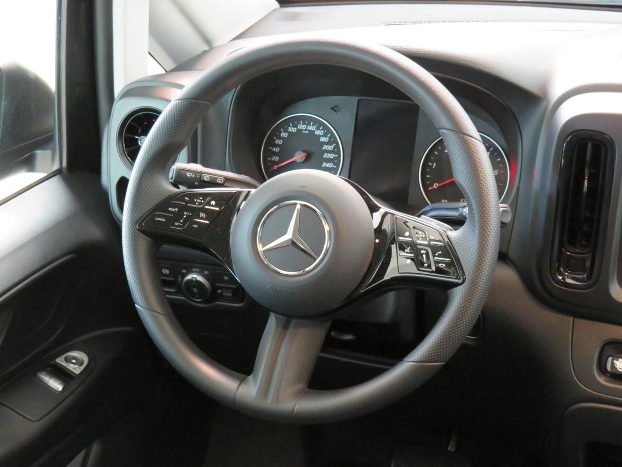 Mercedes-benz VITO Tourer | IVA 22% INCLUSA