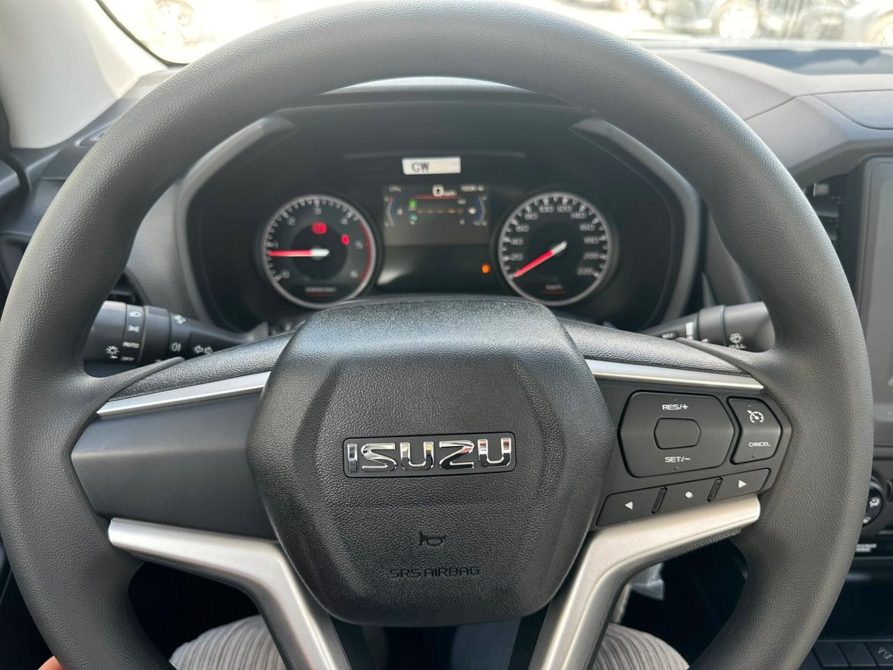 ISUZU DMAX N57 1.9 CAB B4X4