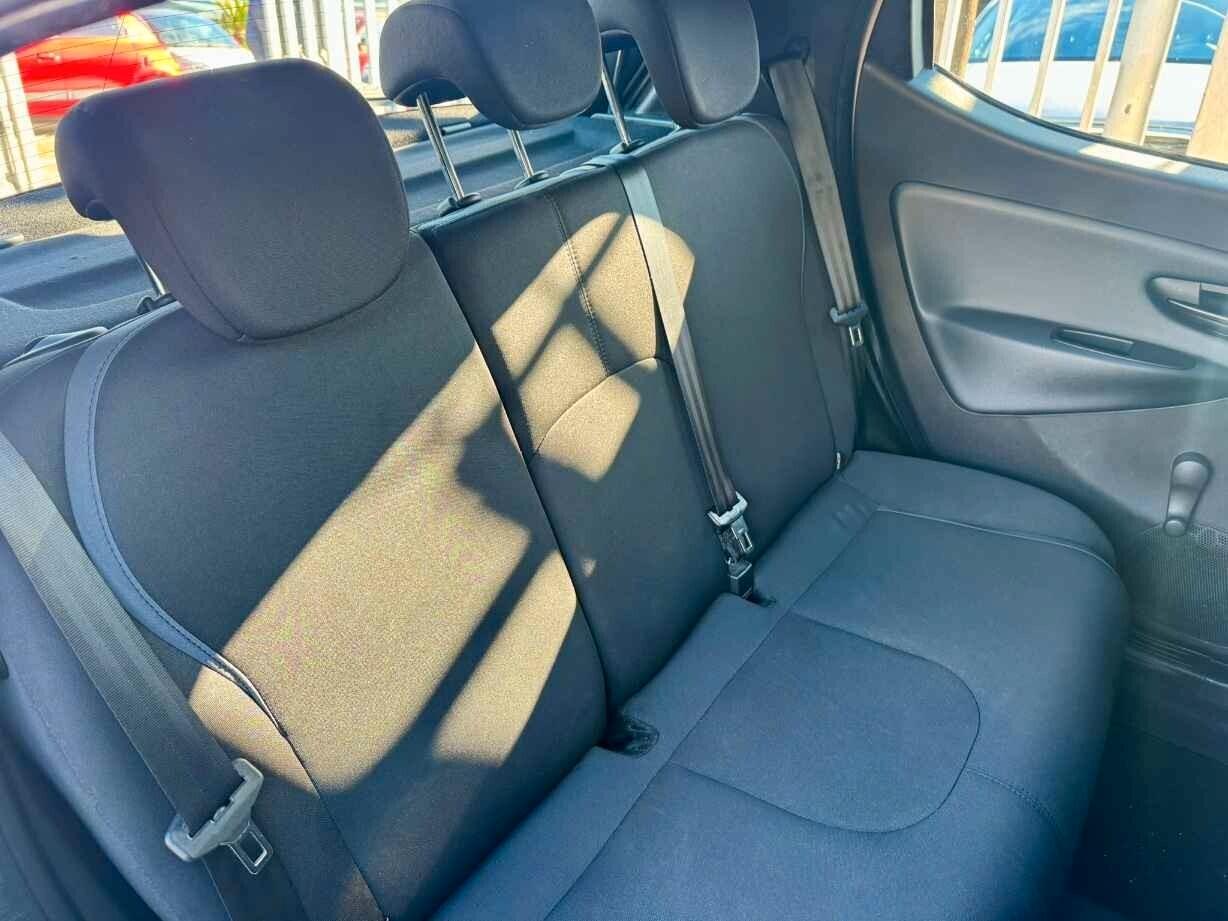 Lancia Ypsilon 1.2 69 CV GPL Ecochic Gold