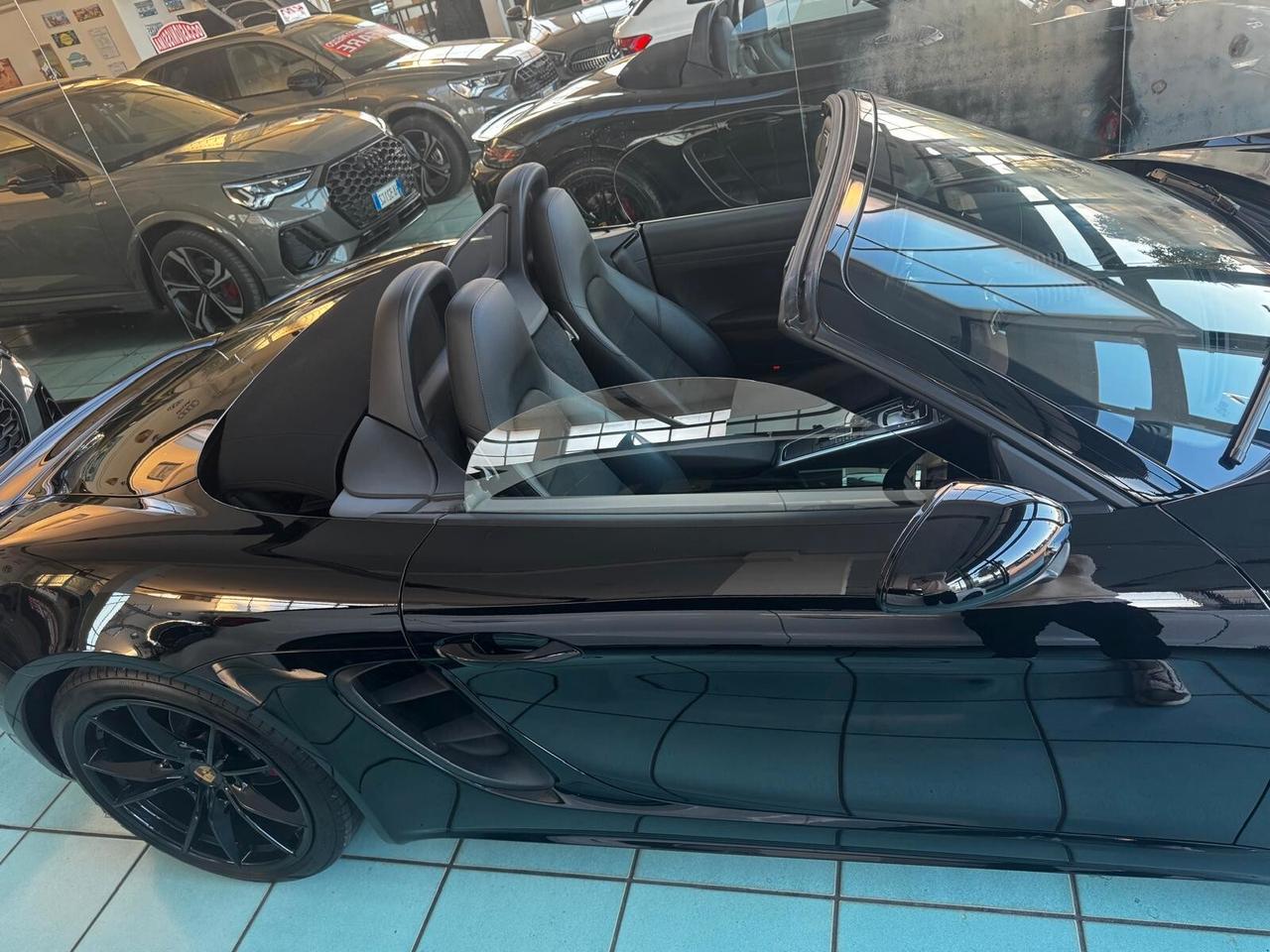 Porsche 718 Spyder Boxster 2.0