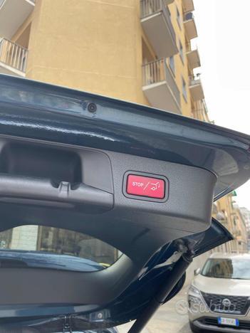 MERCEDES-BENZ GLB 200 d Automatic Premium AMG