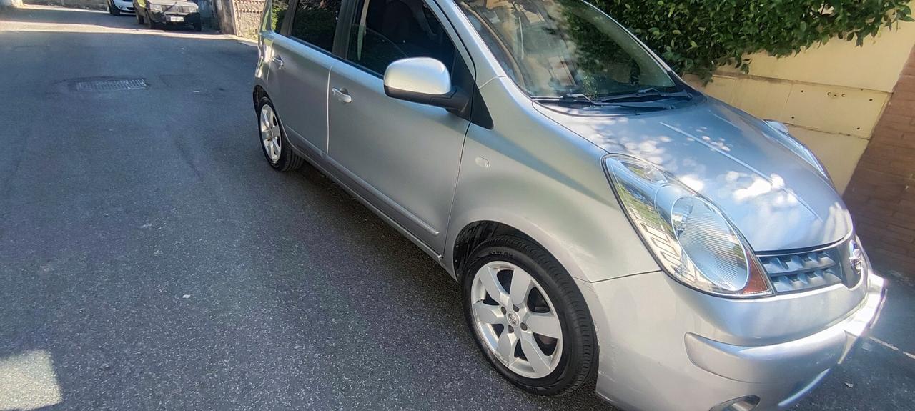 Nissan Note 1.6 16V Tekna