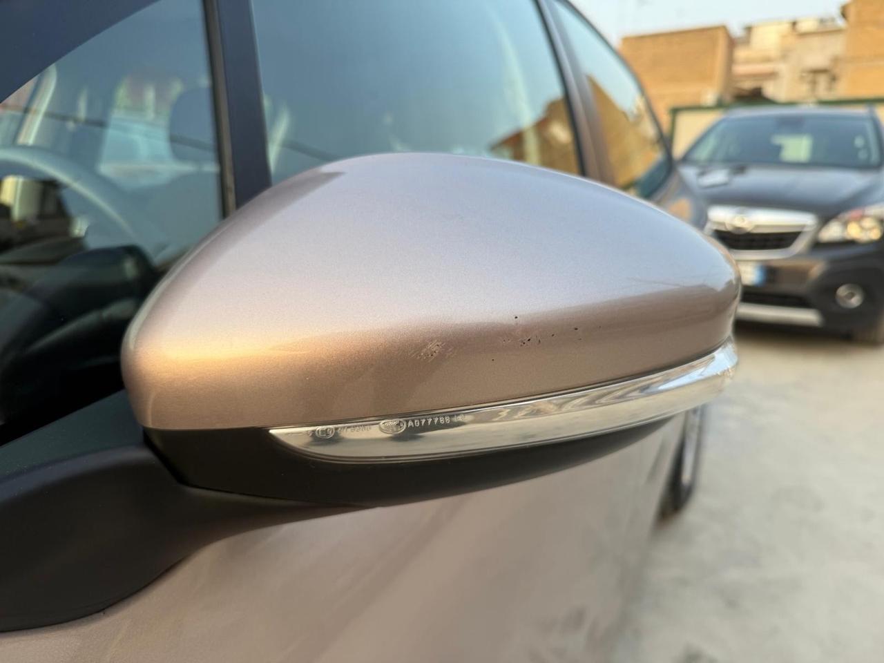 Peugeot 108 PureTech 82 5 porte Allure