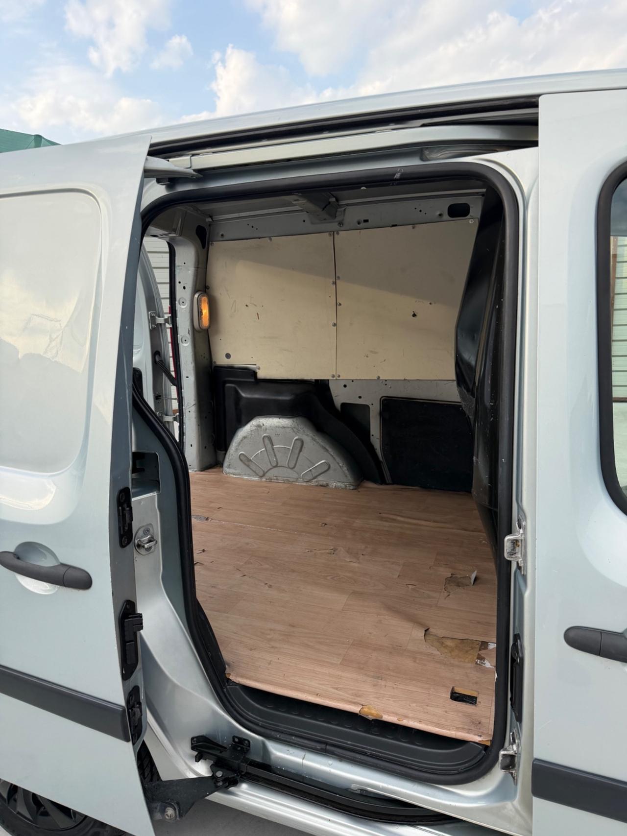 Renault Kangoo 1.5 dCi 90CV F.AP. 4p. Express Ice