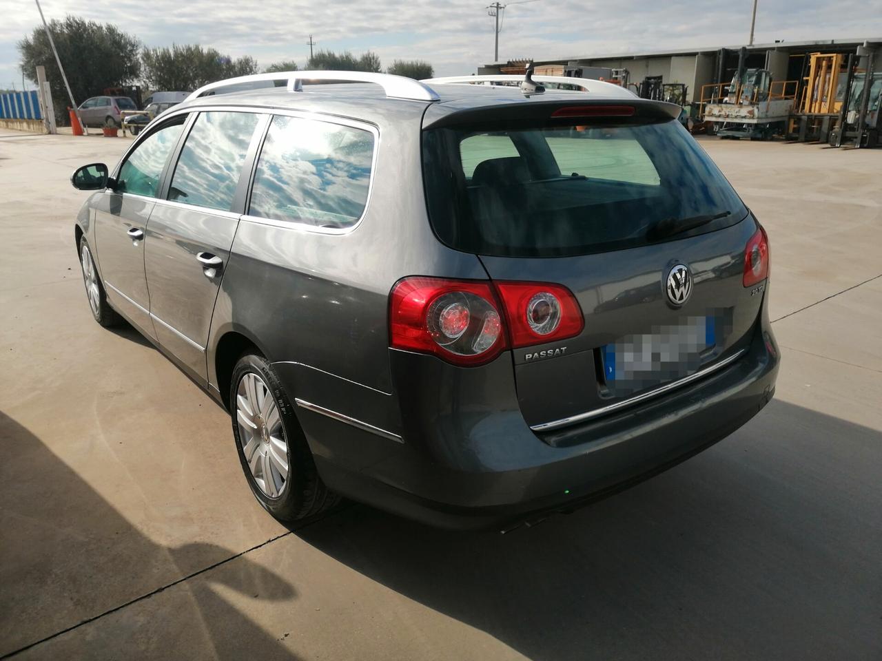 Volkswagen Passat 2.0 TDI cat Var. Highline DPF