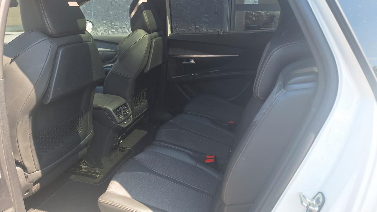 Peugeot 5008 BlueHDi 130 S&S EAT8 GT