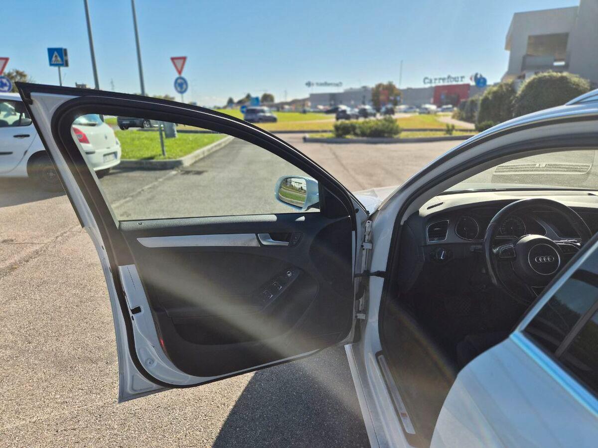 Audi A4 2.0 tdi Ambiente quattro 190cv s-tronic