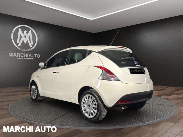 LANCIA Ypsilon 1.2 69 CV 5 porte Silver