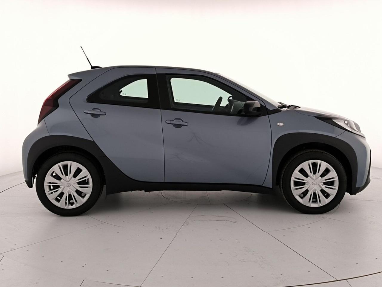 Toyota Aygo x 1.0 active 72cv s-cvt