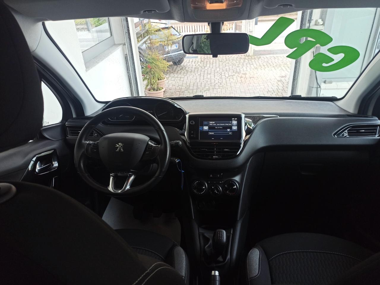 Peugeot 208 PureTech 82 5p. GPL Active