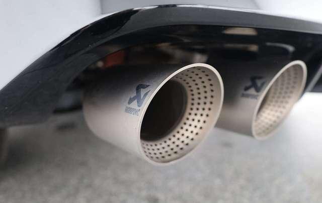 Volkswagen Golf R BLACK STYLE TSI DSG 333CV *AKRAPOVIC+GARANZIA*