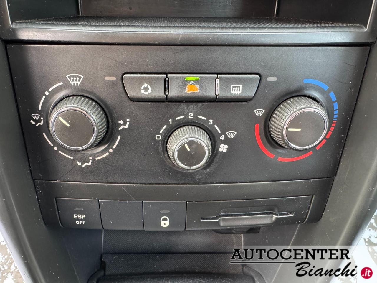 Peugeot 207 5 Porte 207 5p 1.6 hdi 8v Millesim 200