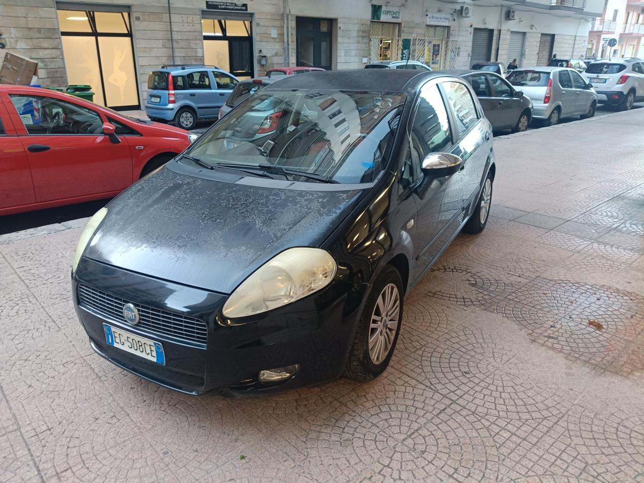 FIAT GRANDE PUNTO 1.2 -VISTA E PIACIUTA -Euro 1490
