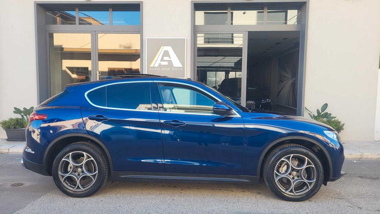 Alfa Romeo Stelvio 2.2 Lusso 210 CV AT8 Q4 Executive Tetto Gomme Nuove...