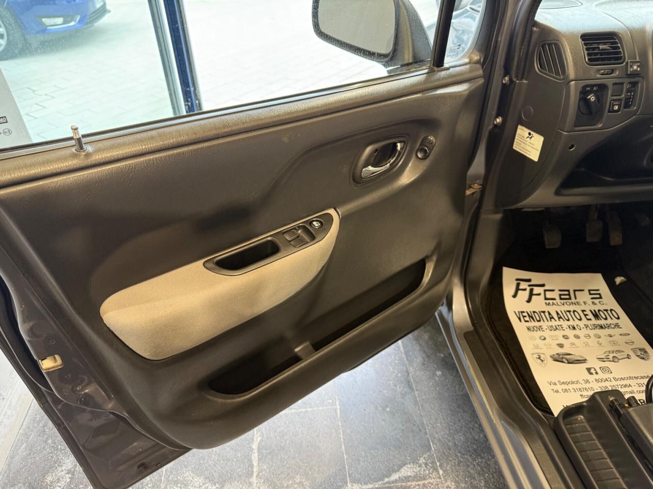 Opel Agila 1.2 16V Enjoy