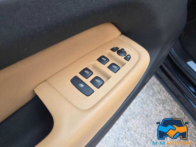 VOLVO XC60 T6 Recharge Plug-in Hybrid AWD Inscription Express