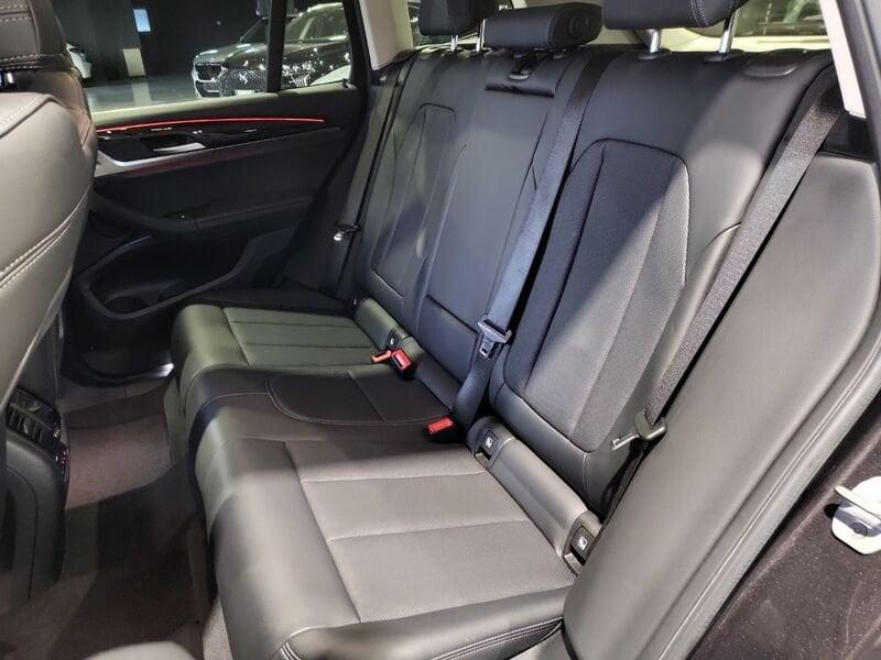 BMW X3 xDrive 20d 190cv Automatica MH48V con Gancio Traino