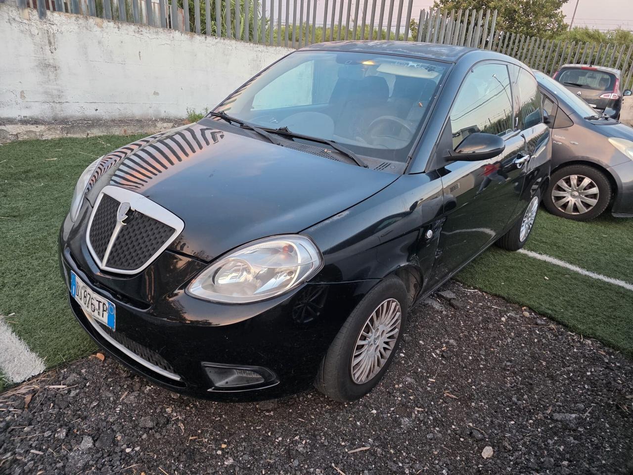 Lancia Ypsilon 1.3 MJT 75 CV 2009
