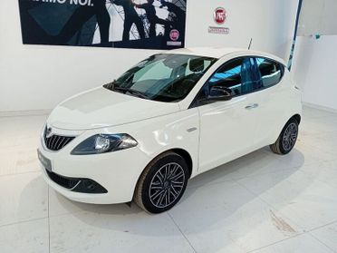 Lancia Ypsilon 1.0 FireFly 5 porte S&S Hybrid Gold