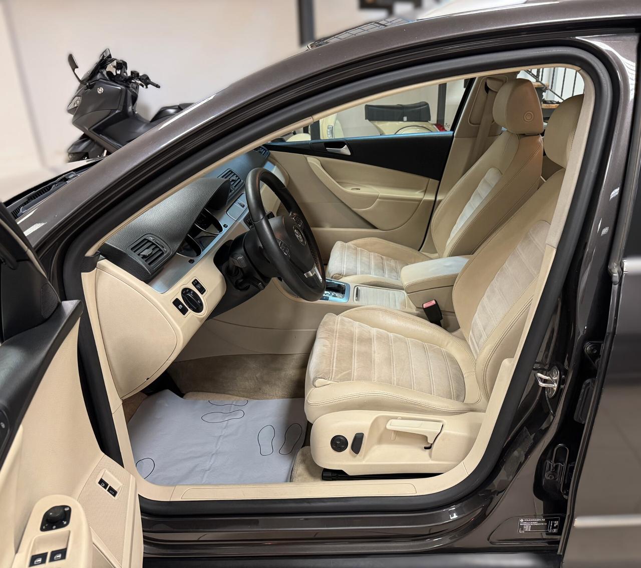Volkswagen Passat 2.0 16V TDI Var. DSG Highline