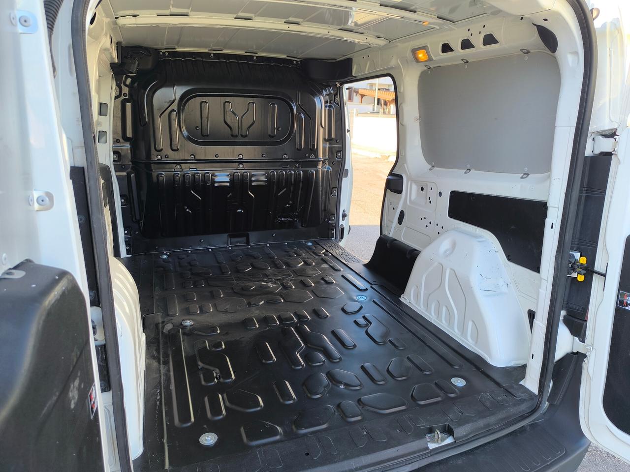 FIAT DOBLÒ MAXI 1.6 DIESEL 07/2019 1 PROPRIETARIO
