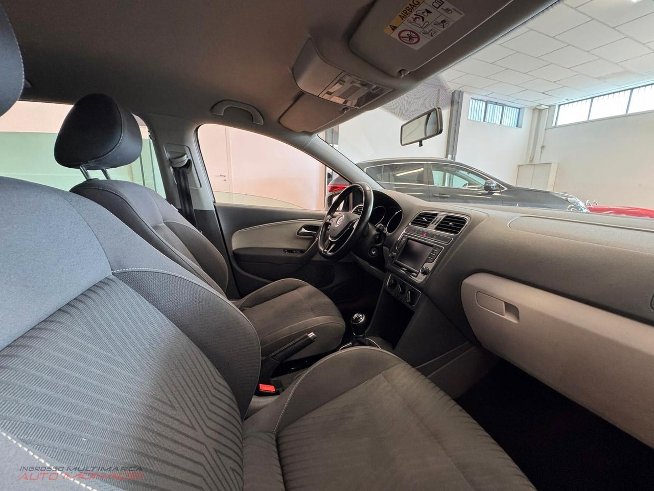 Volkswagen Polo 1.4 TDI 90cv - 2015