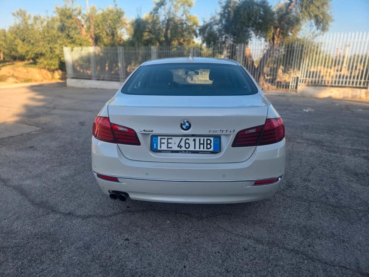 Bmw 520 520d xDrive Luxury