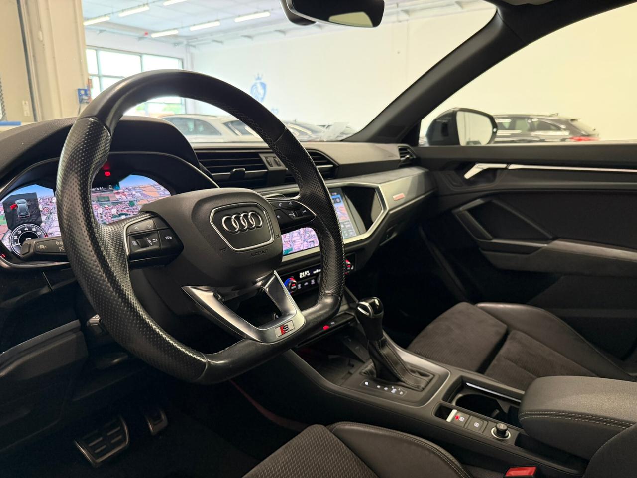 Audi Q3 45 TFSIe S-Tronic S-Line Edition