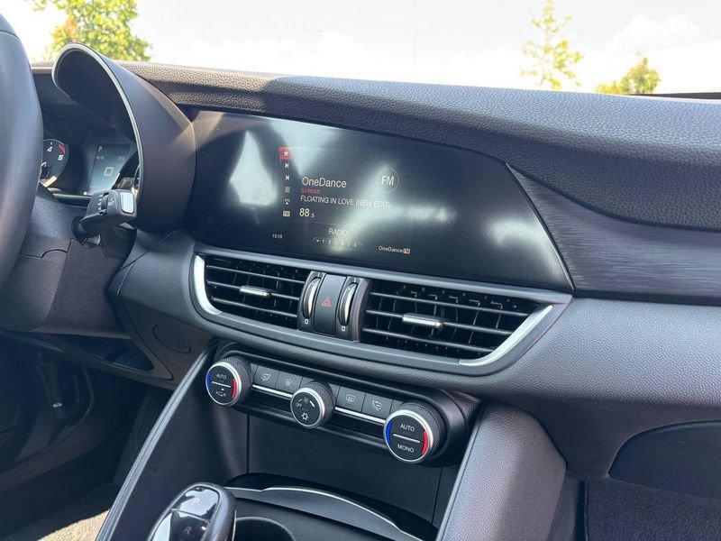 Alfa Romeo Giulia CINGHIA FATTA - 2.2 diesel 150cv
