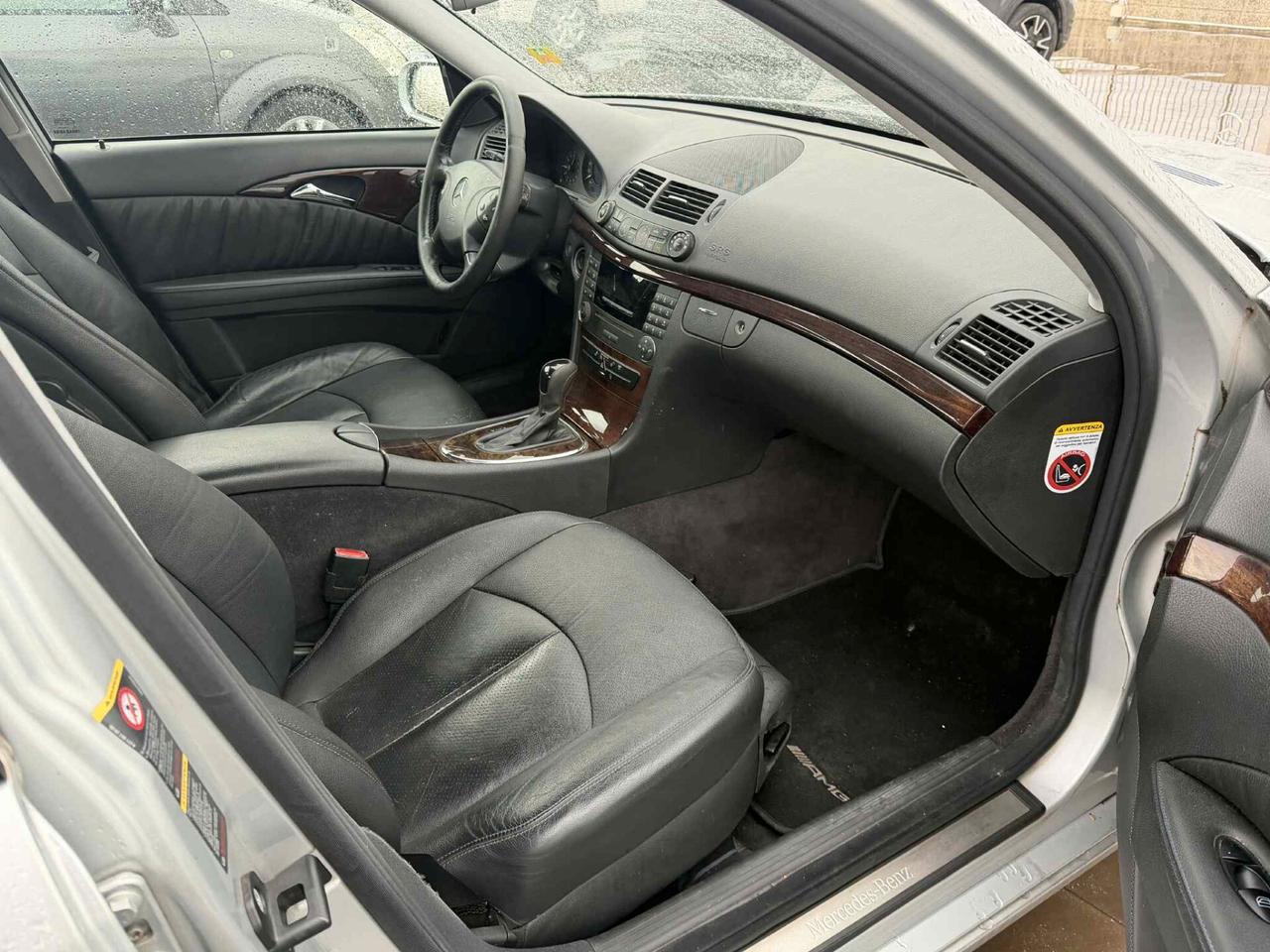 Mercedes-benz E 280 cat V6 cat 4Matic Classic