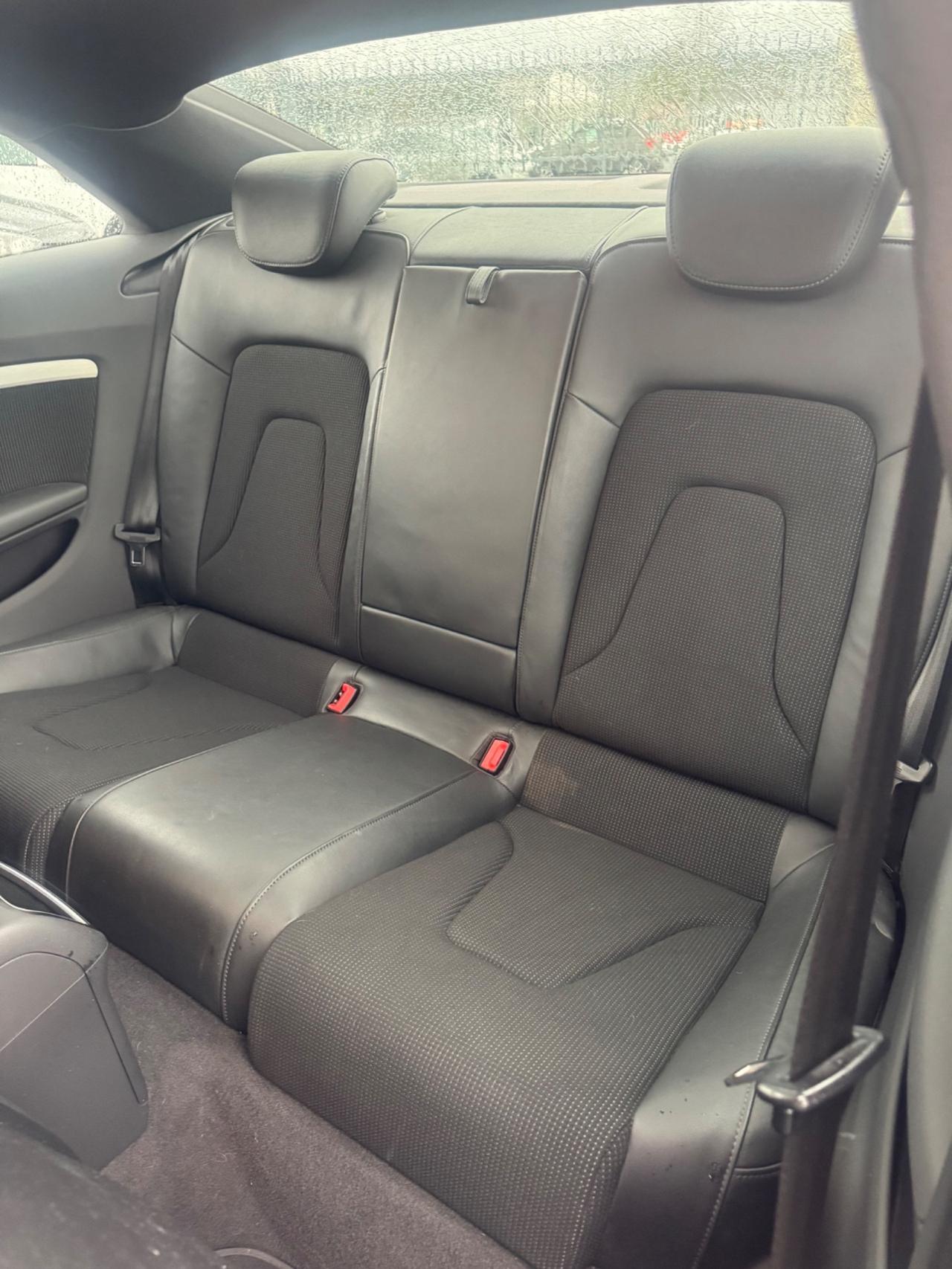 Audi A5 2.0 TFSI 211 CV quattro S tronic S-line