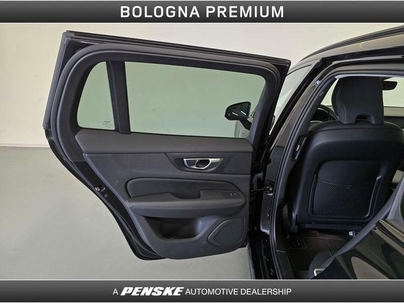 Volvo V60 V60 T6 Plug-in Hybrid AWD automatico Plus Dark