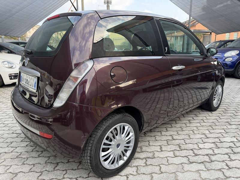 Lancia Ypsilon Ypsilon 1.2 8v ARGENTO KM REALI !!! IDONEA NEOPATENTATI